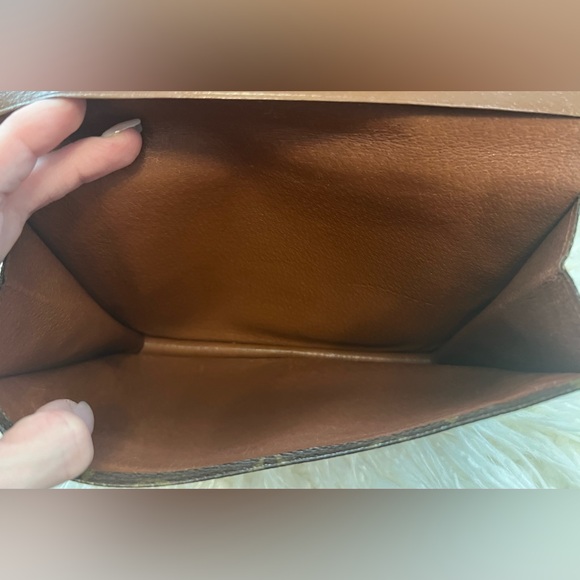 Louis Vuitton Monogram Pochette Rabat 23 Clutch Bag - Picture 9 of 14